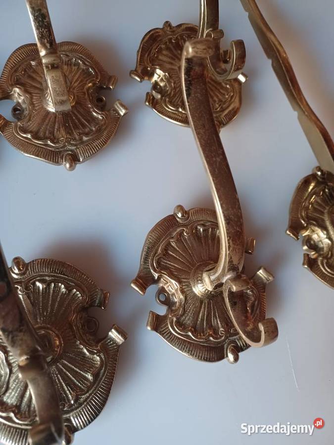 Piękny masywny mosiężny wieszak