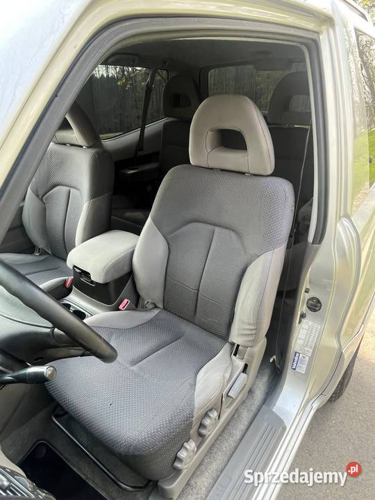 Mitsubishi Pajero III 32 16V DID GLS srebrny Kalwaria Zebrzydowska