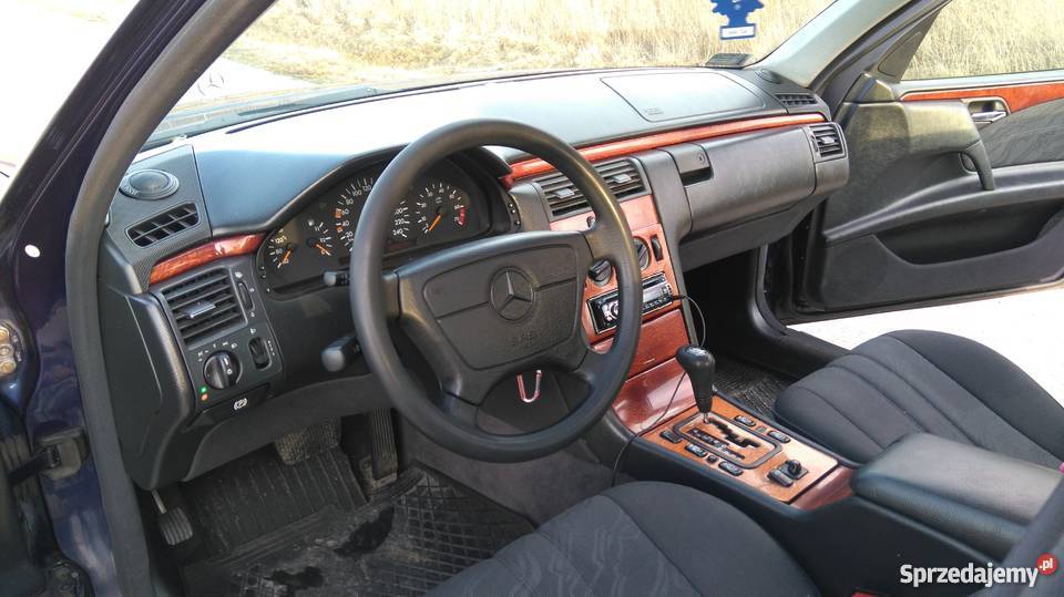 Mercedes W210 Classic E240 V6 170 Możliwa E-klasa