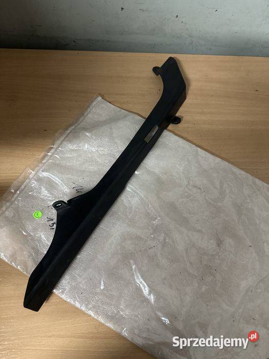 Osłona Łańcucha Yamaha R6 RJ03 RJ01 mocowanie