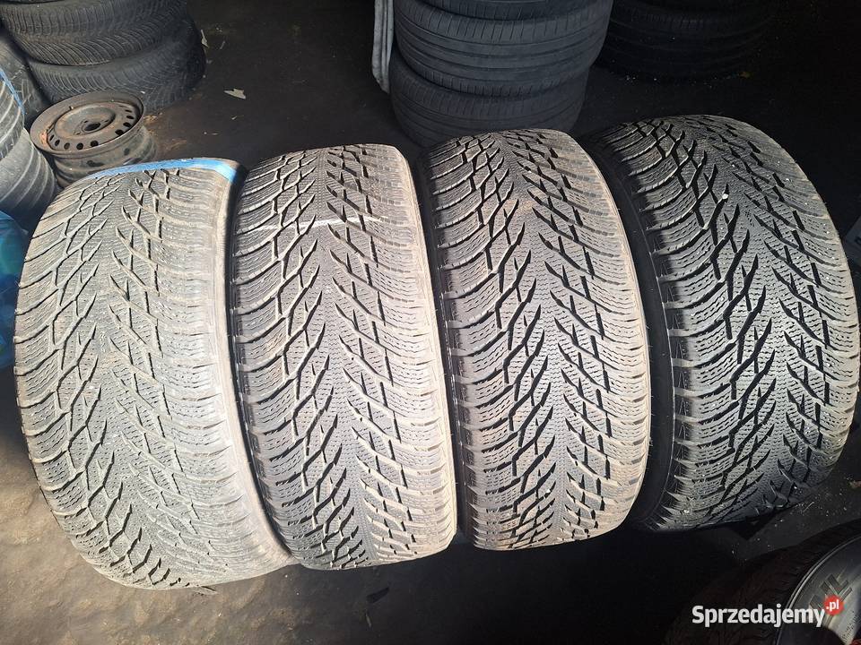 Opony zimowe 23545R18 NOKIAN HAKKAPELIITTA R3 Nokian