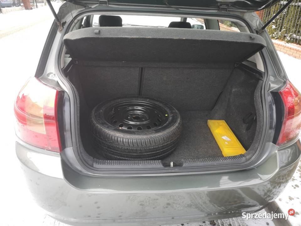 Toyota Corolla 2002 LPG Stan Długie Opłaty sprzedam