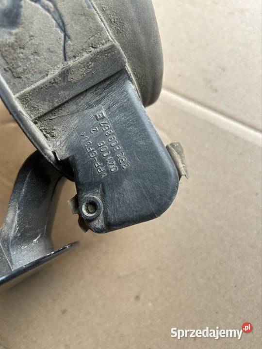 Klapka wlewu paliwa Passat b5 LO41 3b9809857 Grudziądz sprzedam