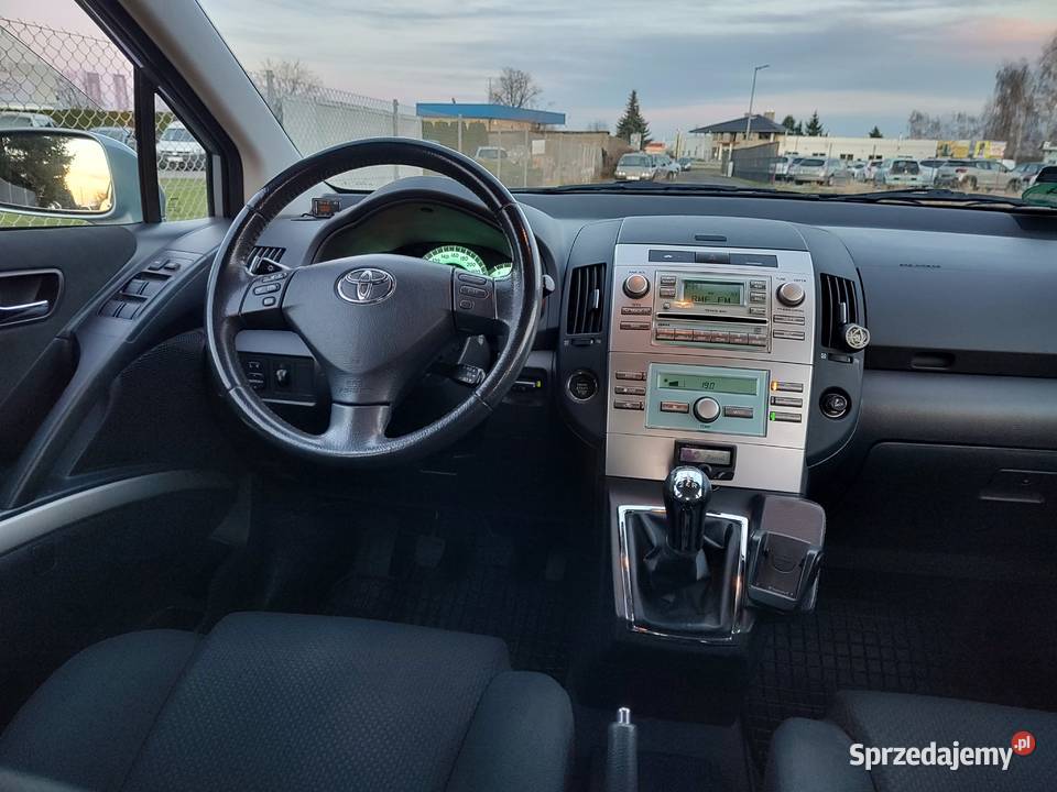 TOYOTA COROLLA VERSO 18 BENZYNA wielkopolskie Leszno sprzedam