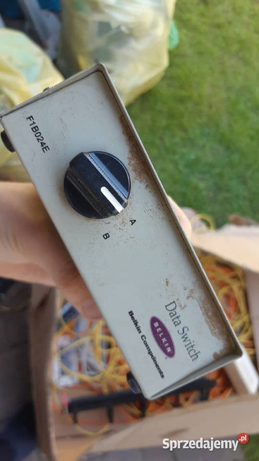 przełącznik sygnału DATA SWITCH BELKIN F1B024E Poznań