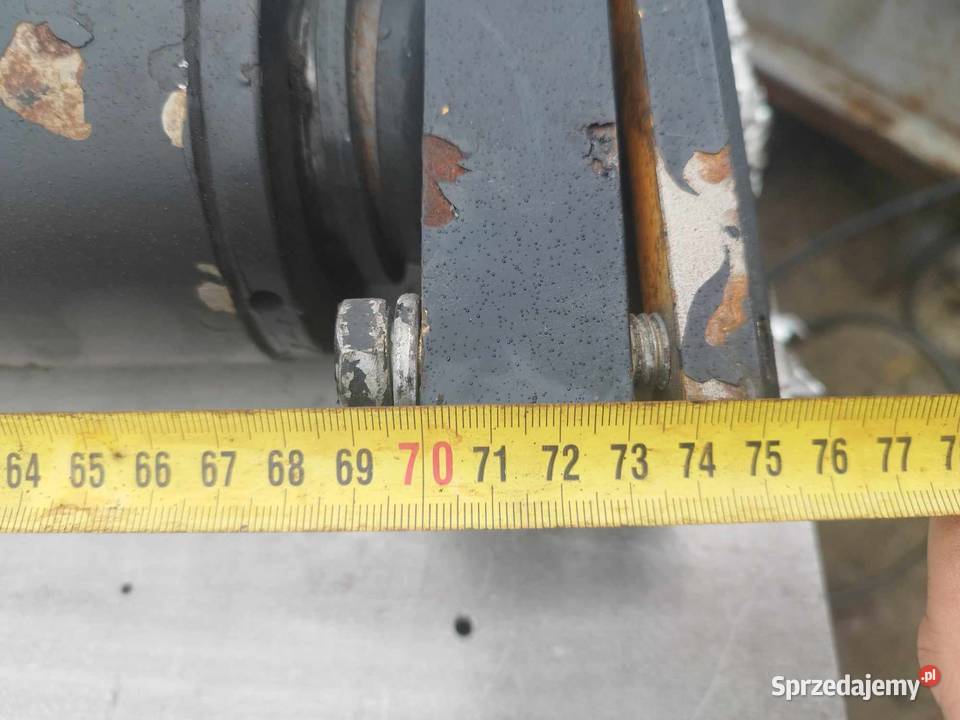 Siłownik hydrauliczny Złożony 73 rozciągnięty wielkopolskie Strzyżew sprzedam