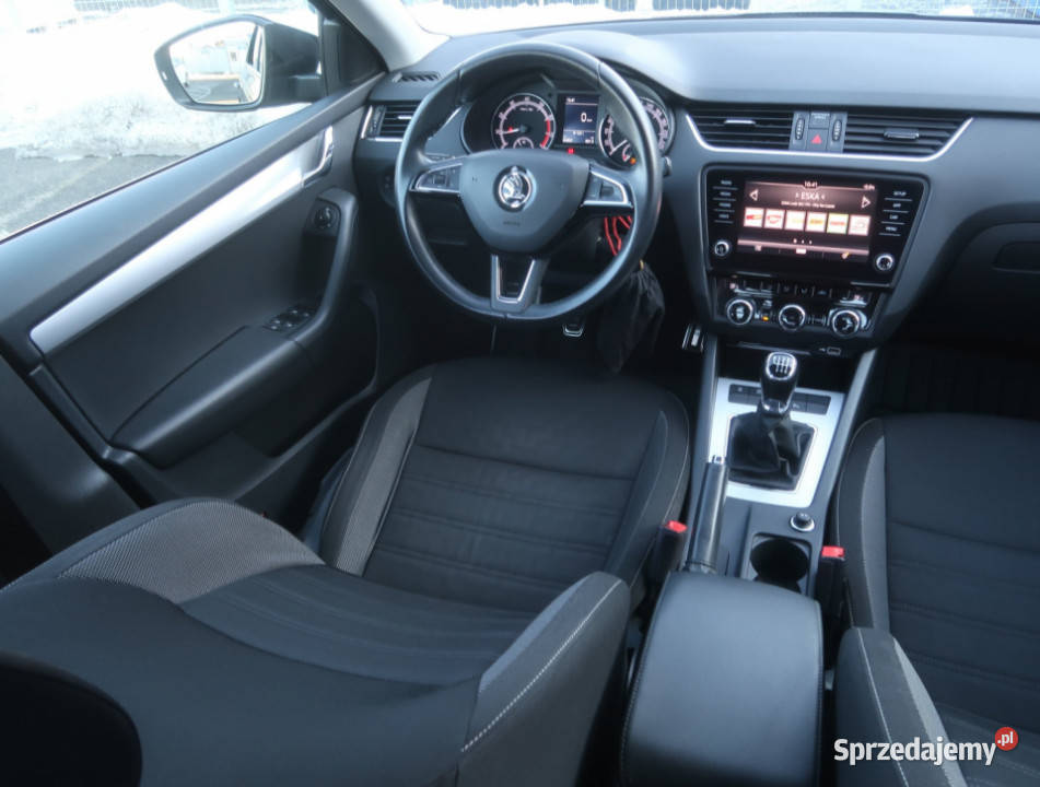Skoda Octavia 15 TSI klimatyzacja Łódź sprzedam