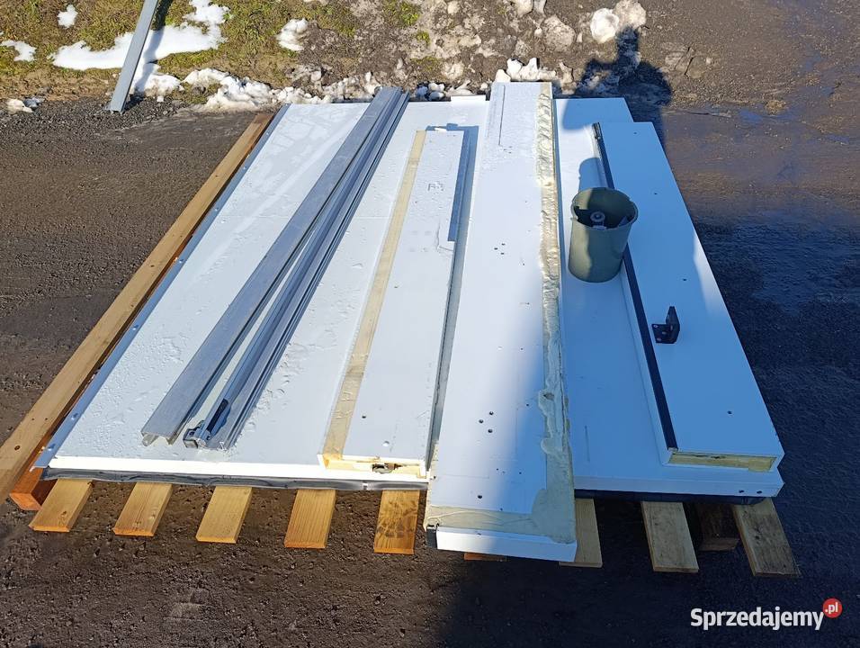 Drzwi chłodnicze przesuwne drzwi do chłodni Gastronomia Laskowa sprzedam