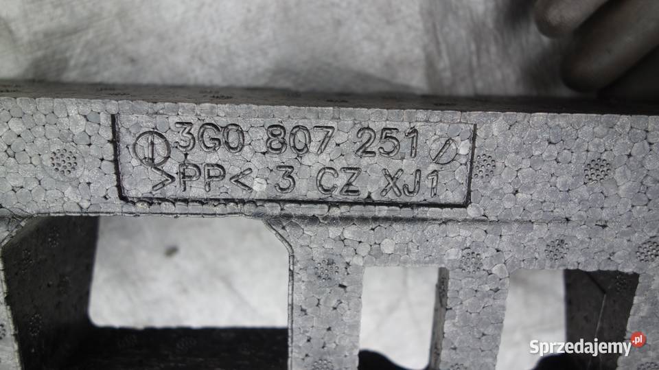 VW PASSAT B8 PIANKA ZDERZAKA PRZÓD ABSORBER osobowe Ruda Śląska