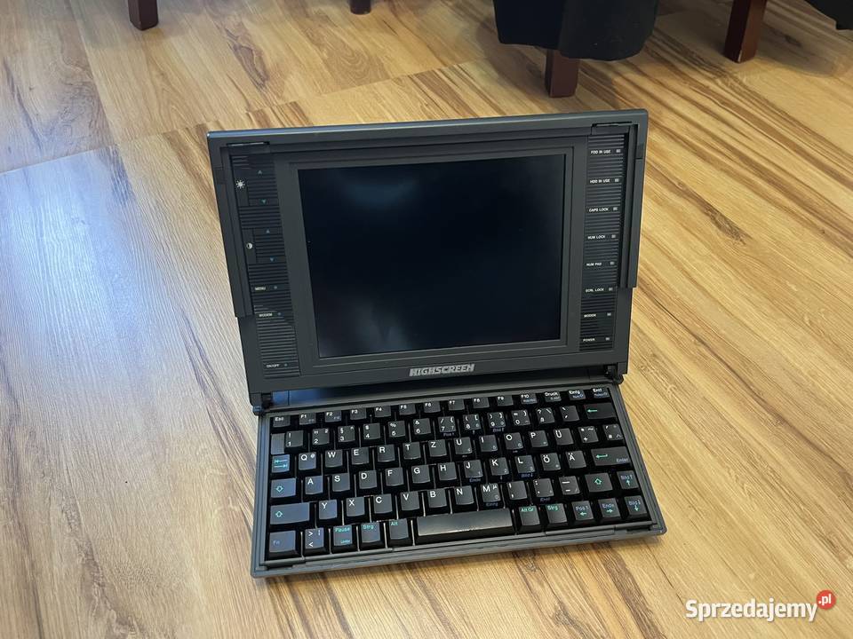 Zabytkowy laptop Highscreen 286
