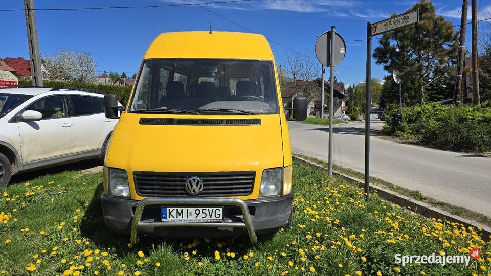 LT 35 2006rNiski przebieg 9 osobowy Napęd tylna oś Miechów