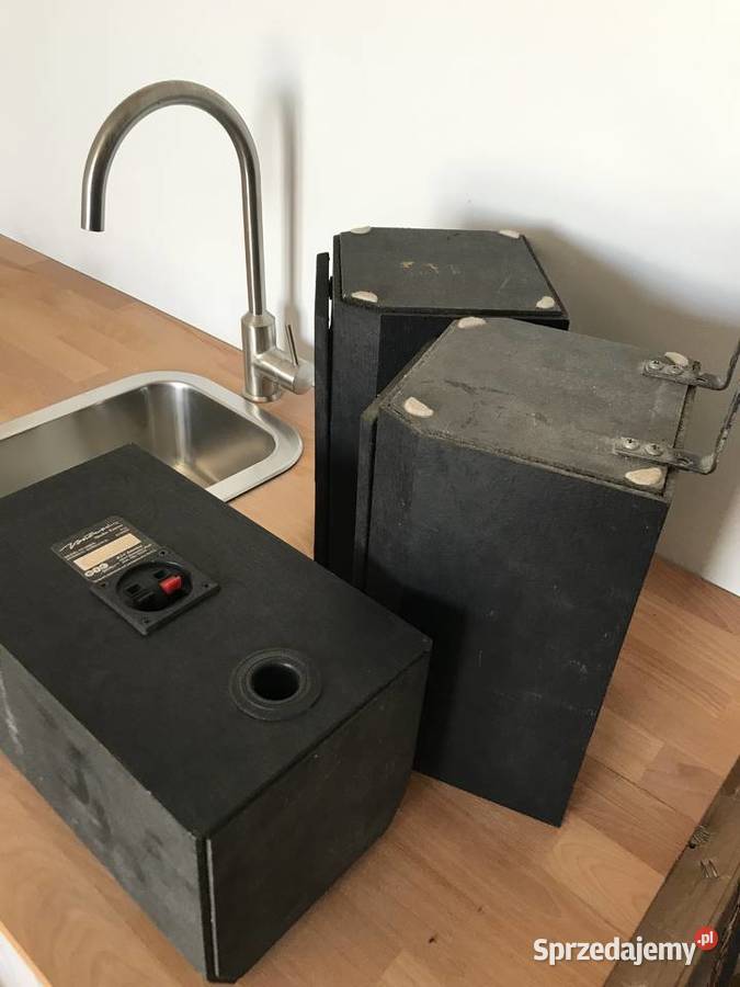 Bic America Venturi Model V52 Bookshelf Speakers sprzedam