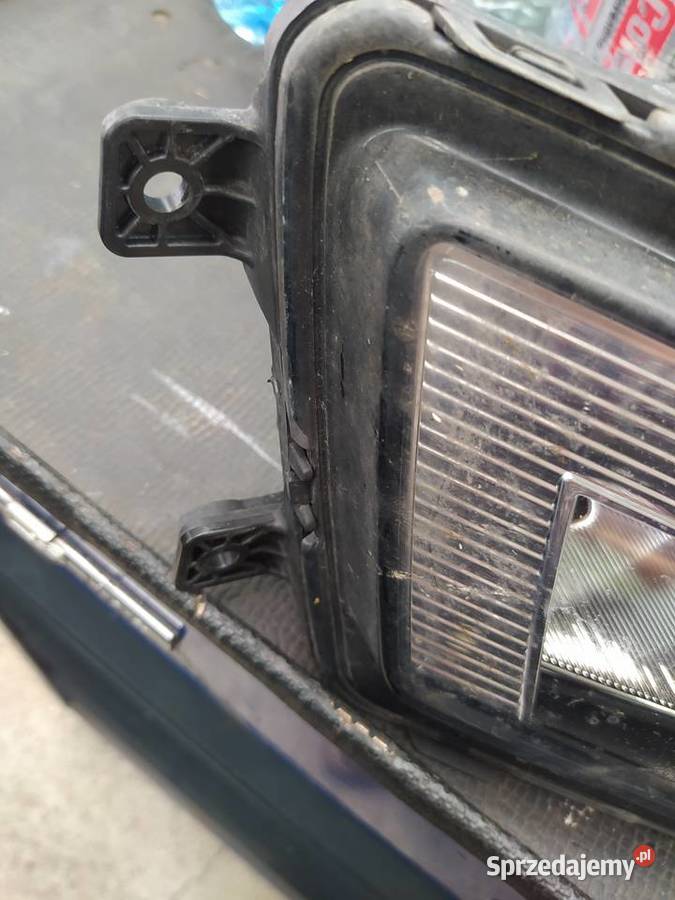 Halogen lewy passat b8 oryginalny Oświetlenie podkarpackie Rzeszów