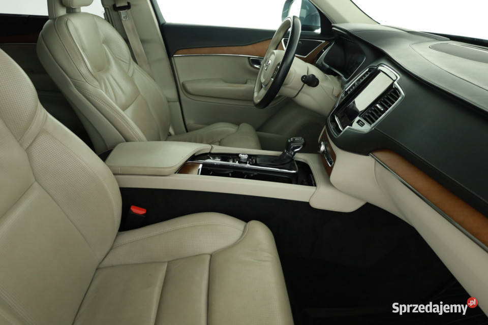 Volvo XC90 D5 AWD nieuszkodzony Piaseczno