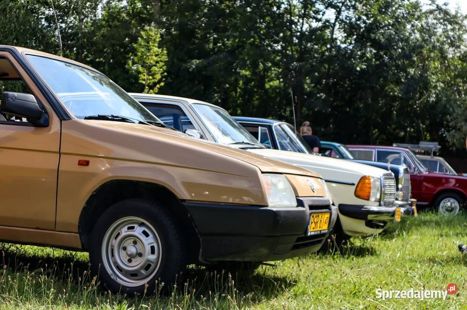 Sprzedam Skodę Favorit Zabytkowa stan 96500km Favorit wielkopolskie Środa Wielkopolska