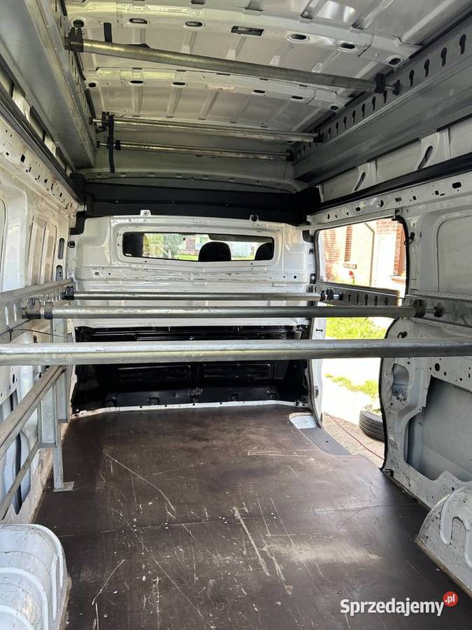 Opel Vivaro 2015 nieuszkodzony Opel warmińsko-mazurskie Iława