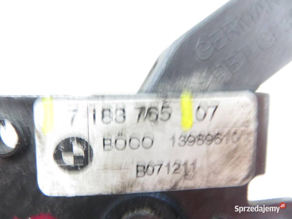 ZAMEK MASKI BMW F10 7183765 7183764 7183763 małopolskie