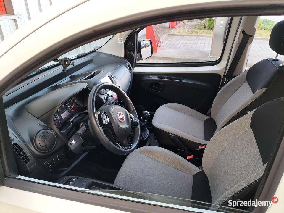 Fiat Qubo 225 14 78 2018r czujnik parkowania śląskie