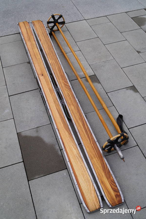 Stare narty drewniane 130 kijki w komplecie Kolekcje Pruchnik