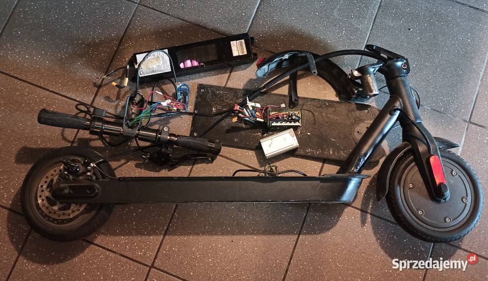 Hulajnoga elektryczna FIAT na części do naprawy Lędziny