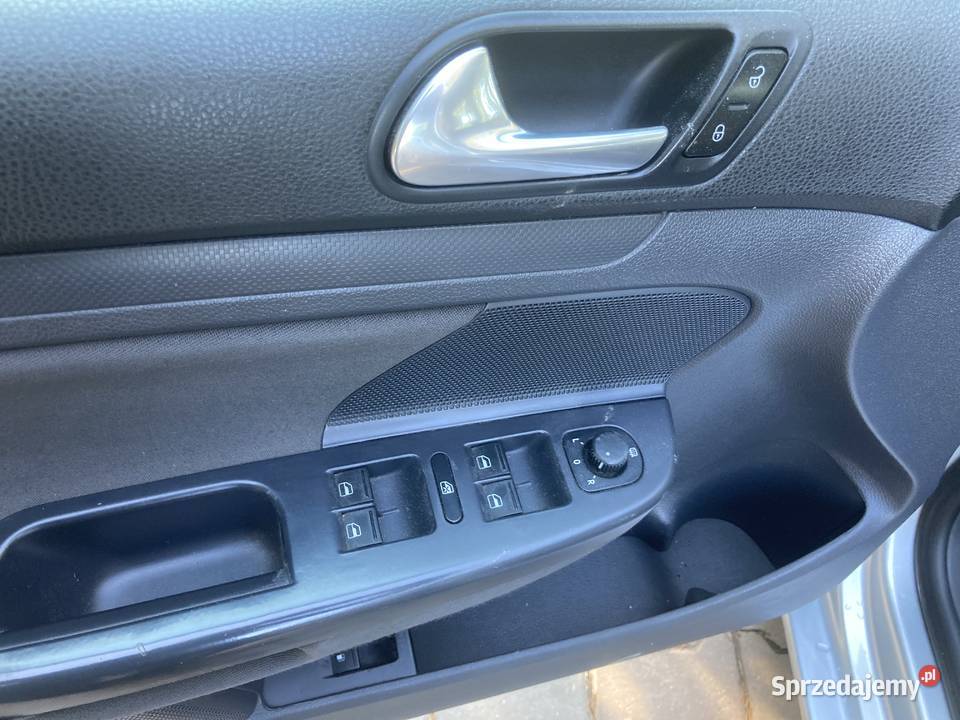 VW GOLF V 19 TDI 105 5Drzwi podkarpackie