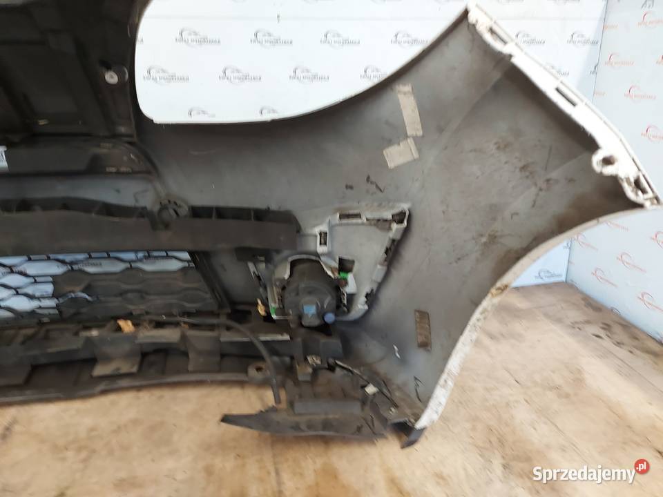 RENAULT TWINGO II 10r zderzak przód Zderzaki Kielce sprzedam