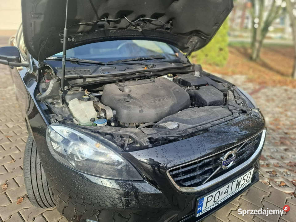 Volvo V40 ZADBANY II 2012 wielofunkcyjna kierownica