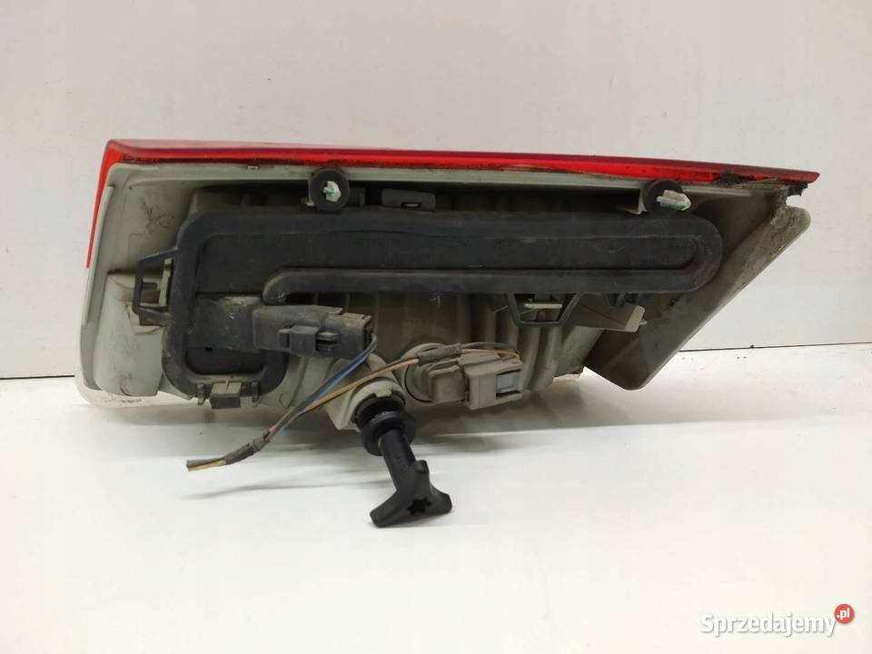 LAMPA TYŁ W KLAPĘ LEWA HB LED 265540001R Renault osobowe