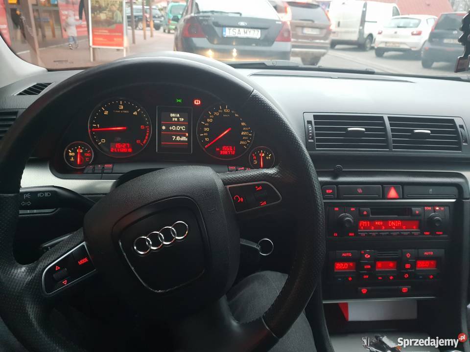 Audi A4 b6 25 V6 Quattro 4x4 180 światła przeciwmgielne Sandomierz