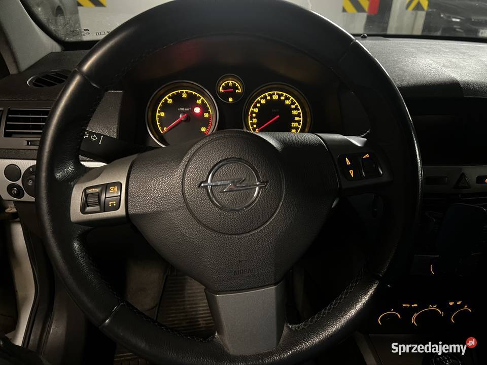 Opel Astra H 13D 90KM Przysucha sprzedam