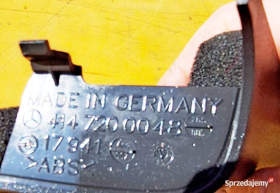 Mercedes VANEO osłona lusterka lewa 4147200048