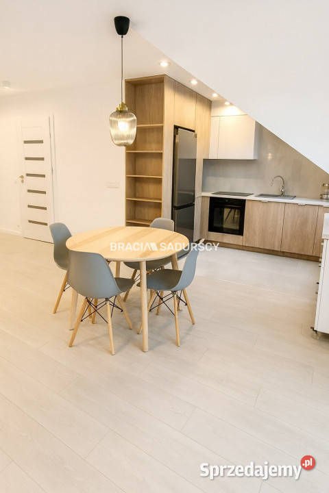 Sprzedam dom wolnostojący Zabawa Zabawa 280m2