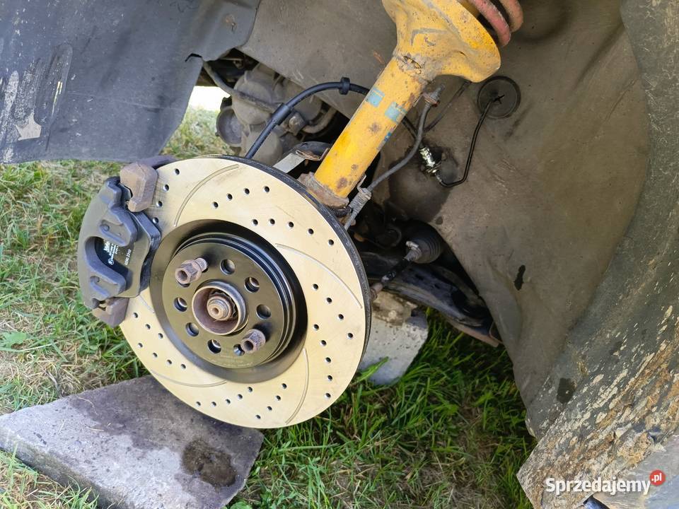 VW Bora 18T LPG 230 2004r modach i dużym Lubaczów