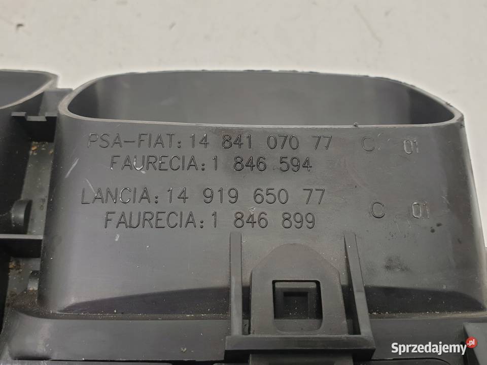 Lancia Phedra ŚRODKOWA KRATKA NAWIEWU 1484107077 osobowe lubelskie Rudka