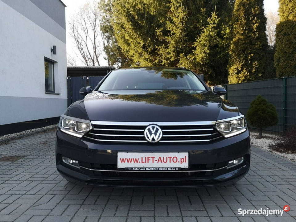 Volkswagen Passat 20 TDI 150 Klimtron Navi Samochody osobowe Strzegom