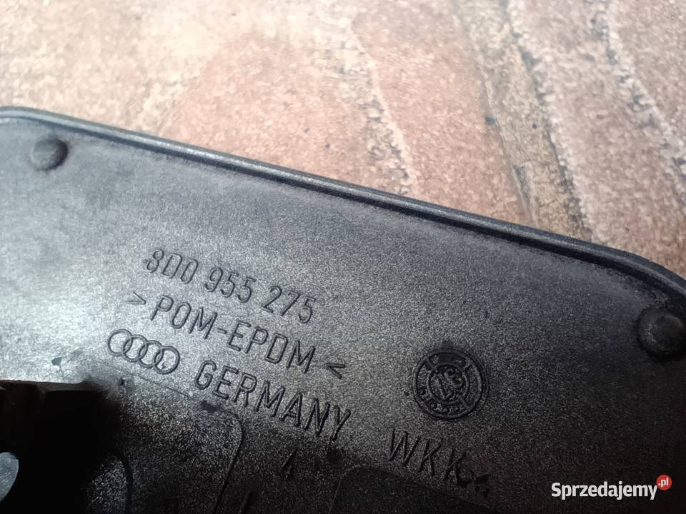 Audi A4 B5 9599 zaślepka spryskiwacza lampy lewa Rok produkcji 1998