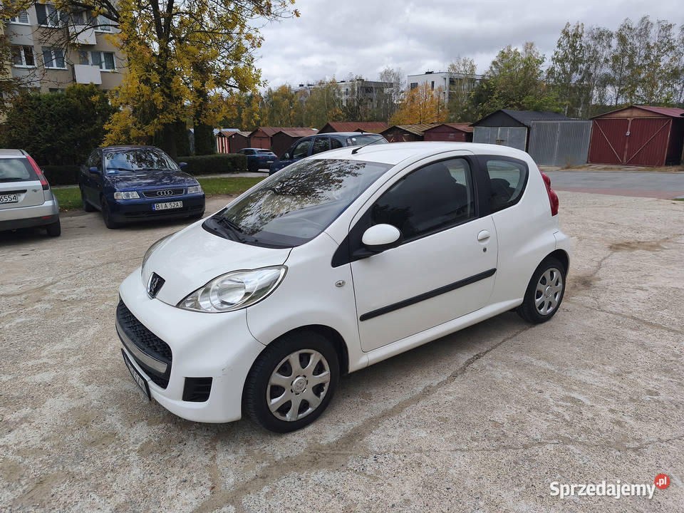Peugeot 107 10pb 2011r Białystok