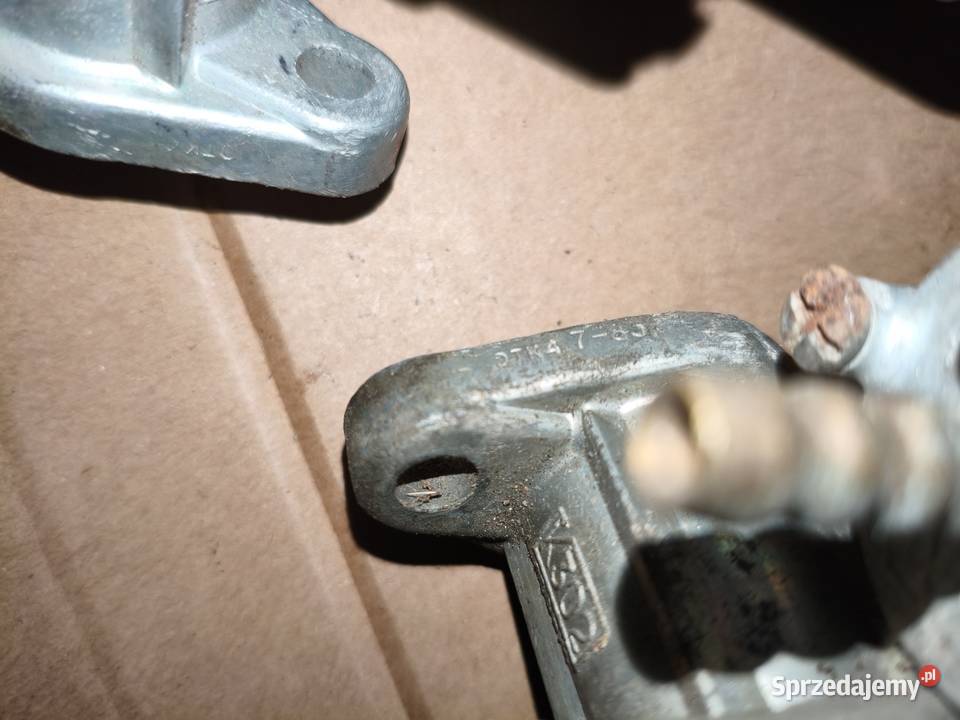 Oryginalne nowe gaźniki K302 do motocykli K750 Leszno