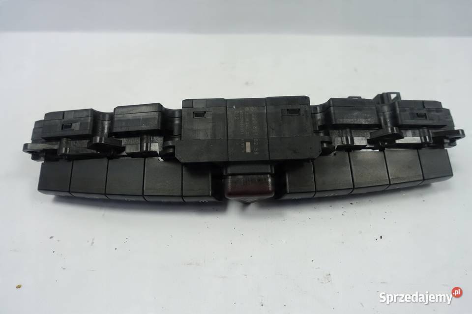 Mercedes W220 PRZEŁĄCZNIK ŚWIATEŁ AWARYJNYCH Janów