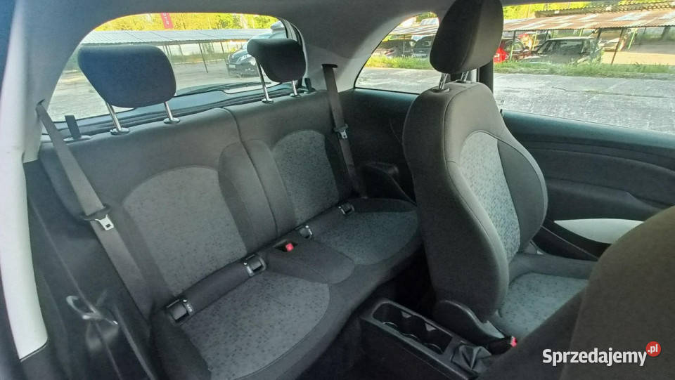 Opel Adam zadbane auto niski przebieg Tomaszów Mazowiecki sprzedam