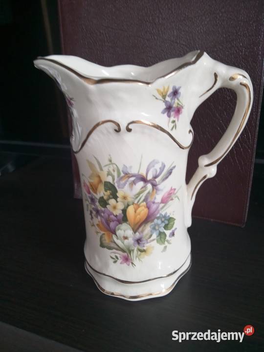 Ładny porcelanowy dzbanek Zamość