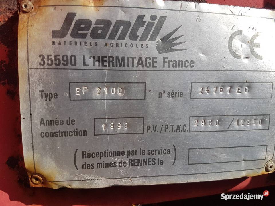 Przyczepa objętościowa rozrzutnik obornika Grodzeń sprzedam