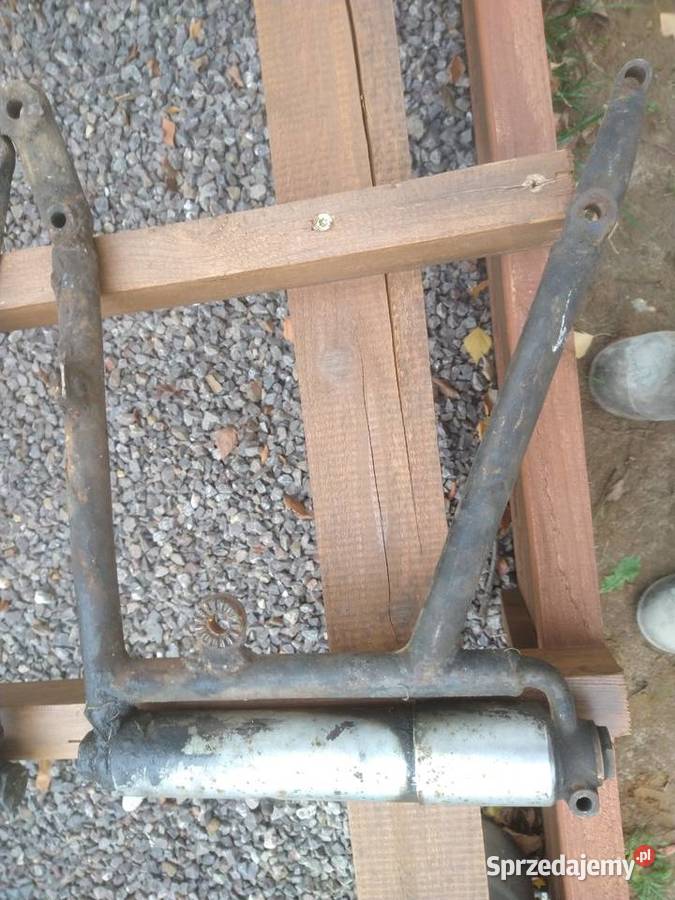 IŻ 49 suwaki tylne zawieszenie