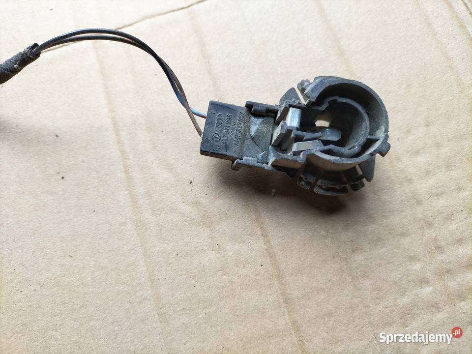 AUDI 80 B3 B4 A6 C4 WKŁAD ŻARÓWKI TYLNEJ LAMPY osobowe Kamień-Kolonia