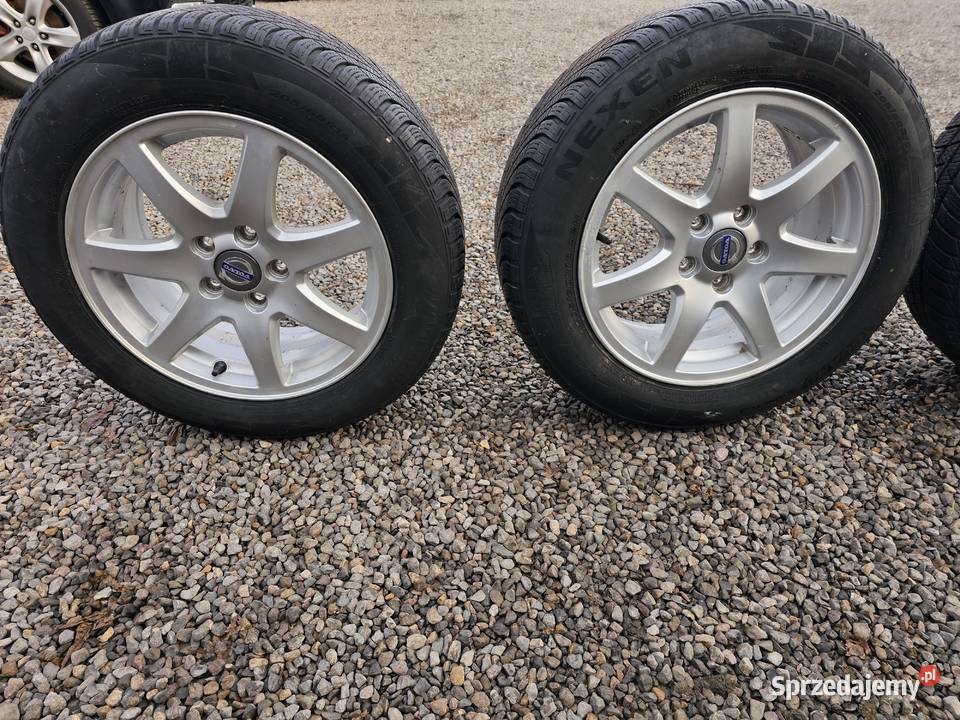 Felgi volvo ford z oponami 205 60 16 Chęciny sprzedam