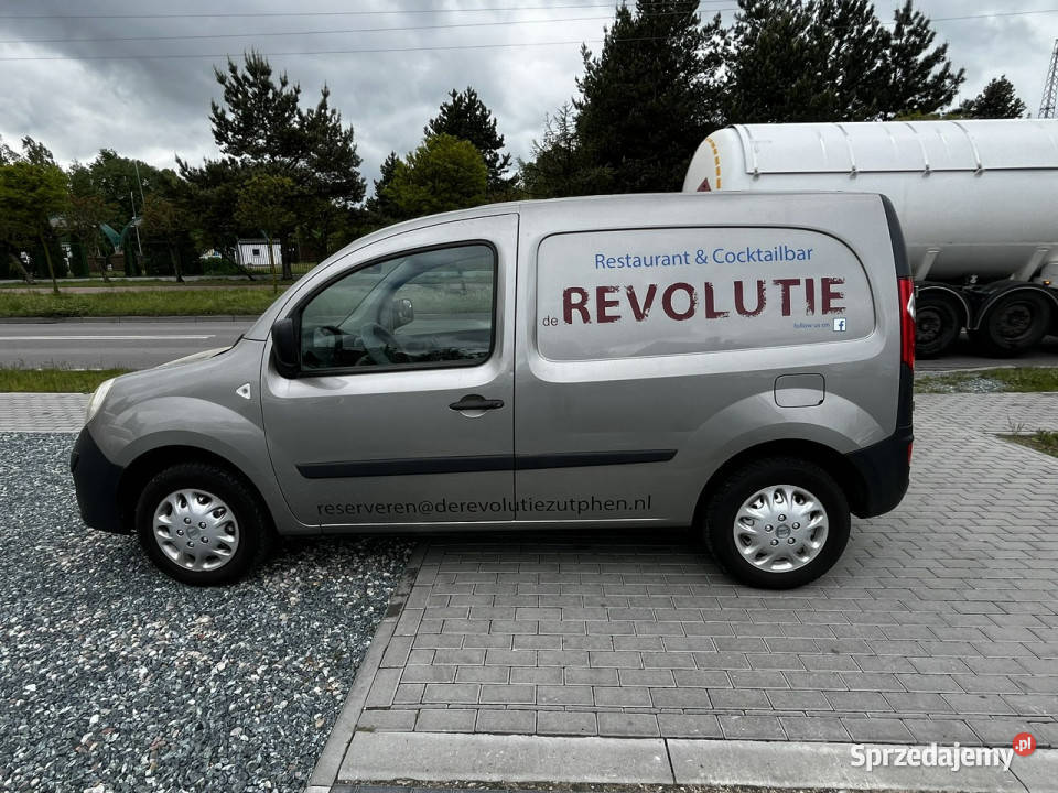 Renault Kangoo Renault Kangoo 15Dci 2009r światła przeciwmgłowe