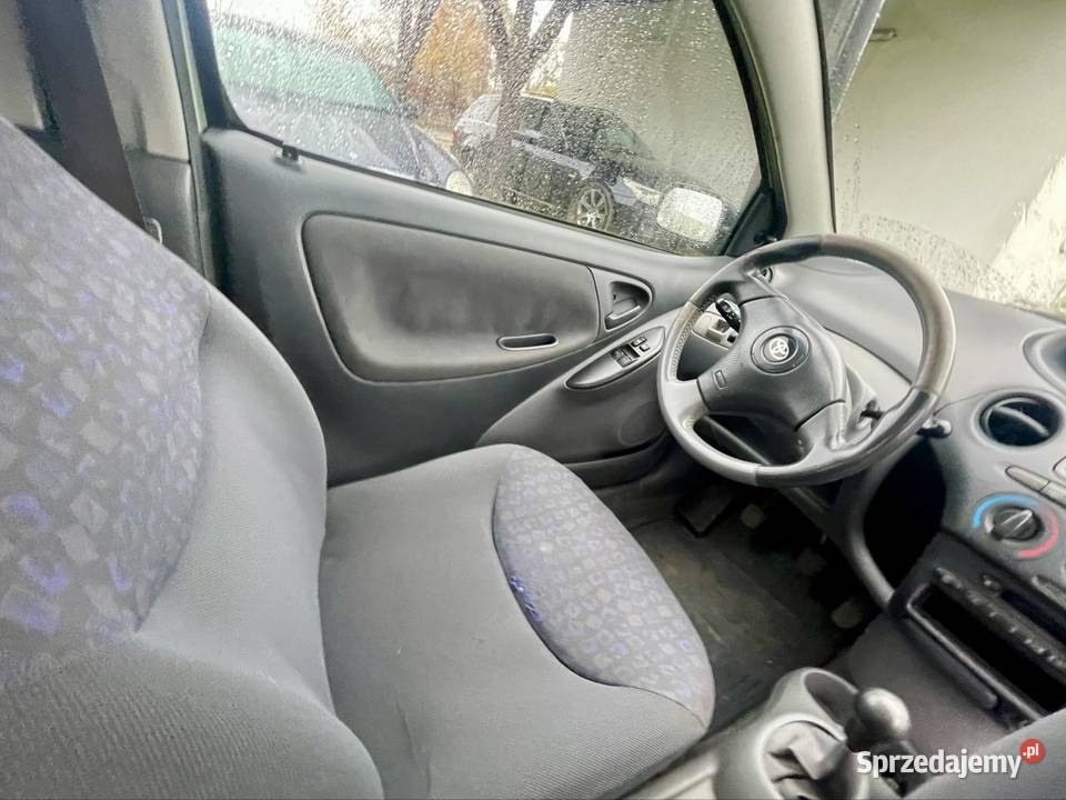TOYOTA YARIS 10 vvti 3 drzwi Polski salon komputer pokładowy Yaris Chmielno