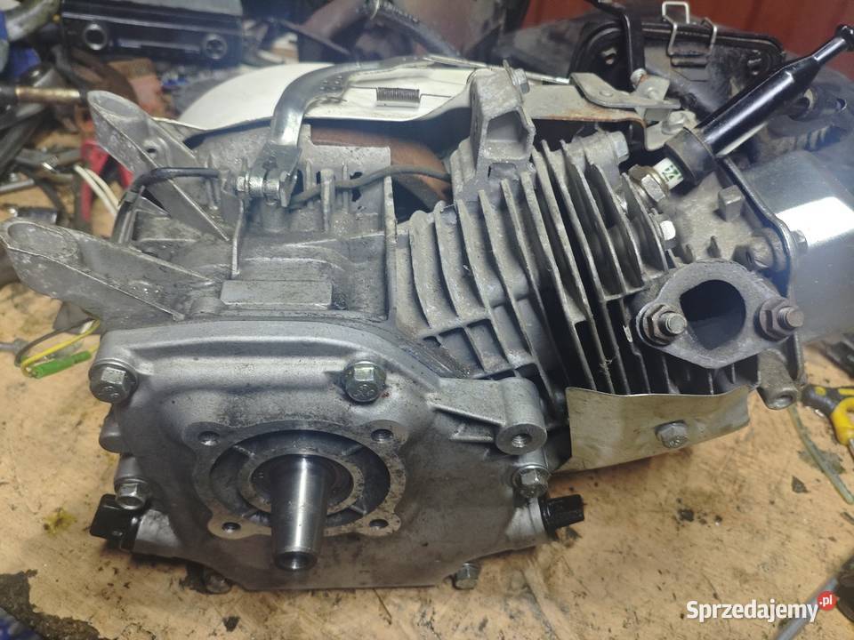 Silnik spalinowy z agregatu Zduńska Wola