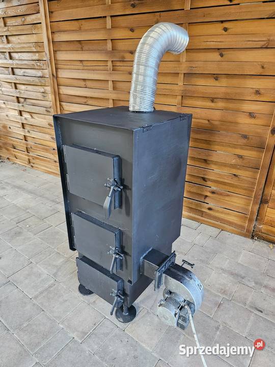 Piec nadmuchowy 13 kW nowy wentylator 3stopniowy Piece wolnostojące Radomsko