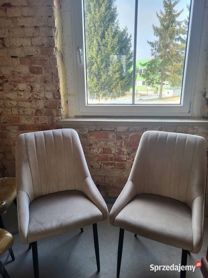 Sprzedam 4 nowe krzesła do jadalni kuchni Otmuchów